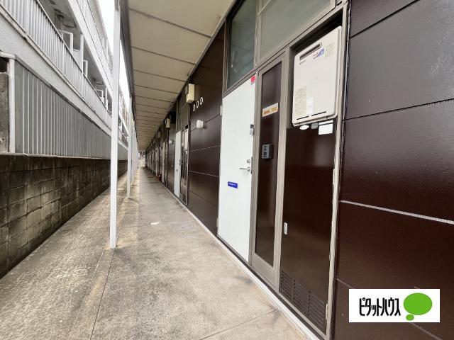 ｐｕｒ田尻（204） エントランス