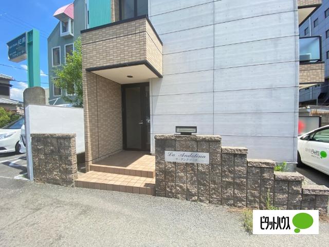 ラ・アンドリーナ エントランス