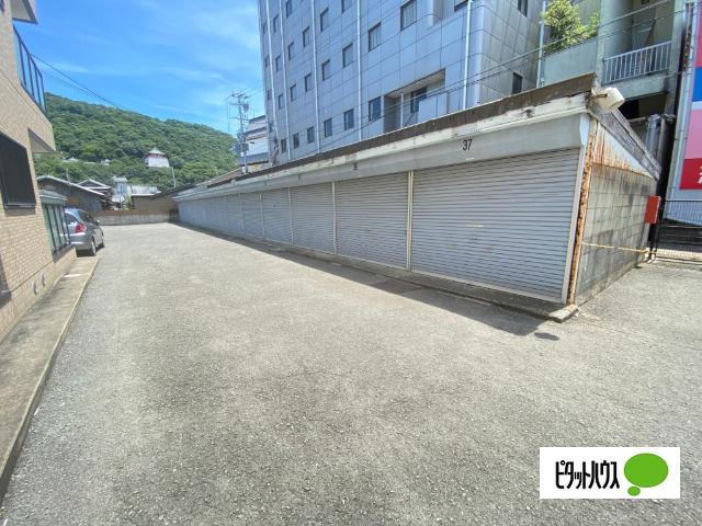 ラ・アンドリーナ 駐車場