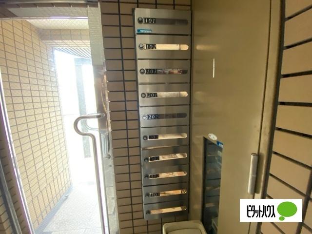 シャルマンフジ和歌山参番館（103） 駐車場