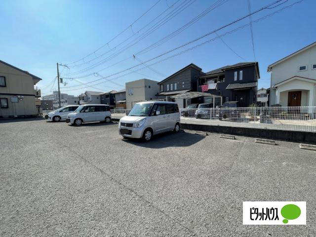 ａｒｂｒｅ（205） 駐車場