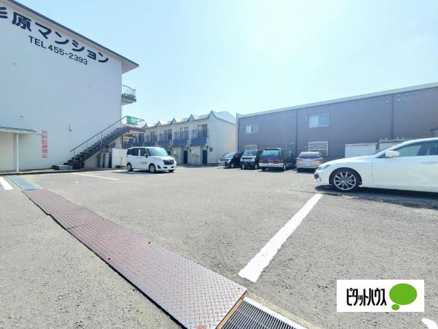 Glitter Heights杉原（106） 駐車場