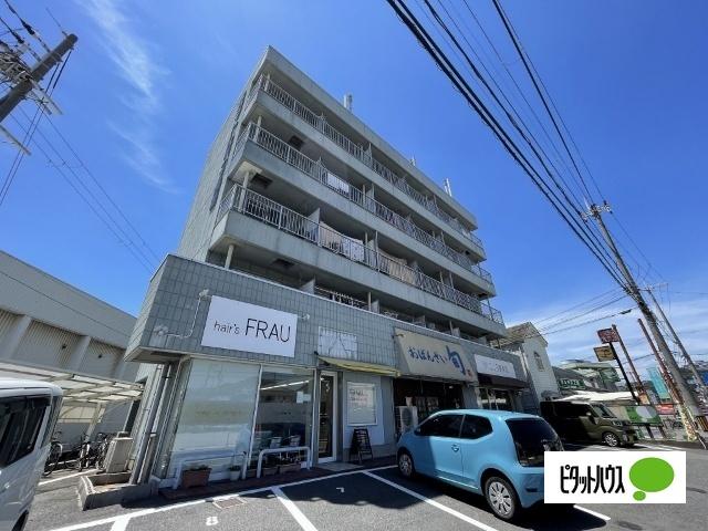 ホワイトハウス１号館（201） 外観
