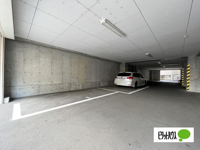 Ｕ−Ｂｕｉｌ三木町（402） 駐車場