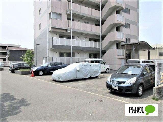 コンフォート紀三井寺（106） 駐車場