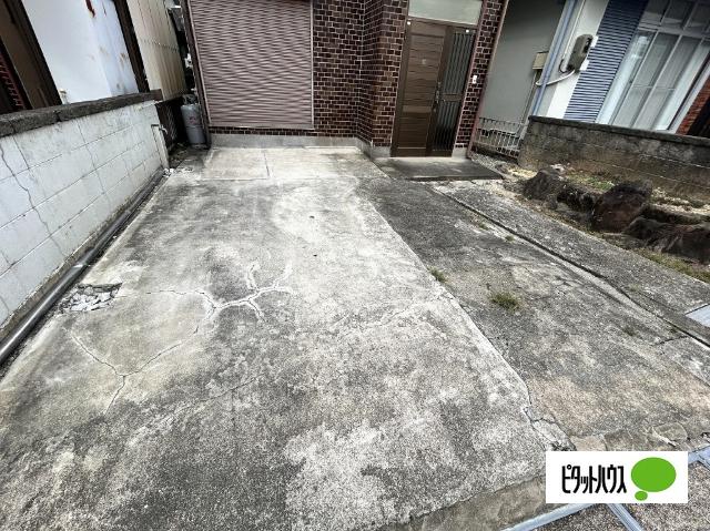 貴志川町神戸107-18戸建て 駐車場