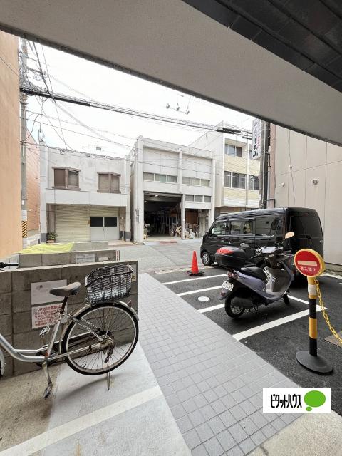 スタンドアップ和歌山（2C） 駐車場