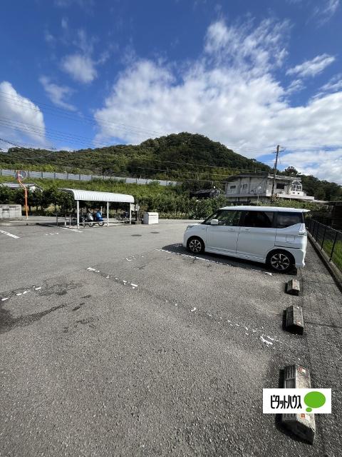 グリーンフルフェニックスⅡ（201） 駐車場