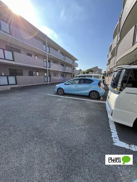 セピアコートⅡ（2-103） 駐車場