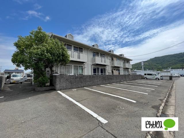 セジュール三葛（103） 駐車場