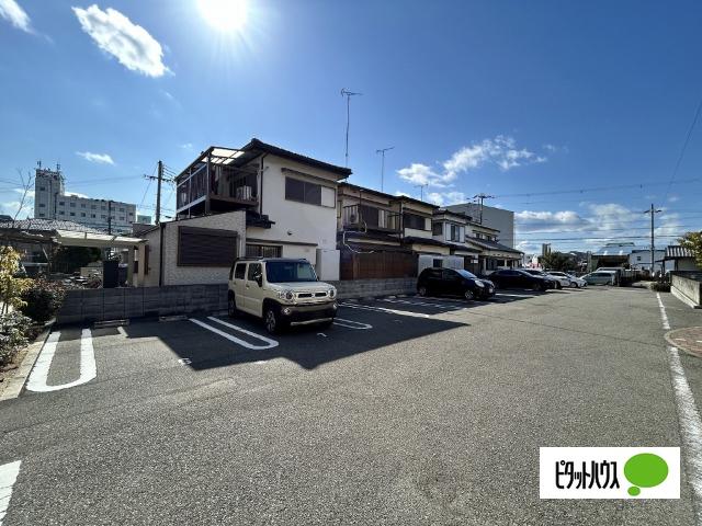 シャーメゾン紀三井寺Ⅱ　C棟（106） 駐車場