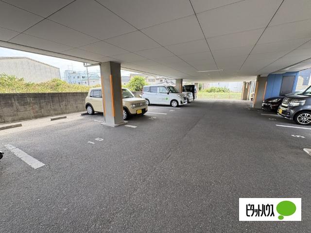STUDIO　Mio（202） 駐車場