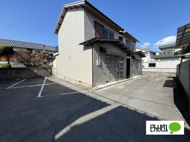 中筋住宅（5） 駐車場