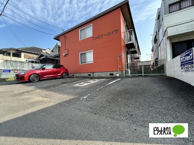 ファミリーハイツⅠ（203） 駐車場