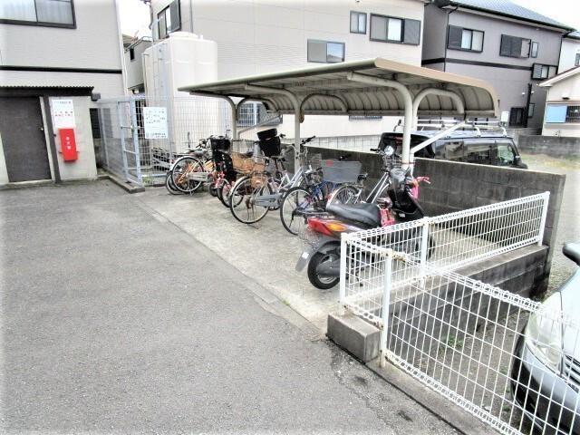 ハイカムール西小二里 共有部分