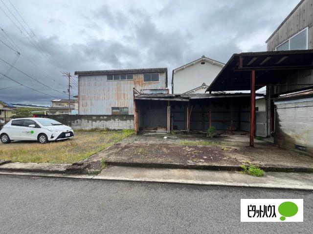 中之島倉庫 駐車場