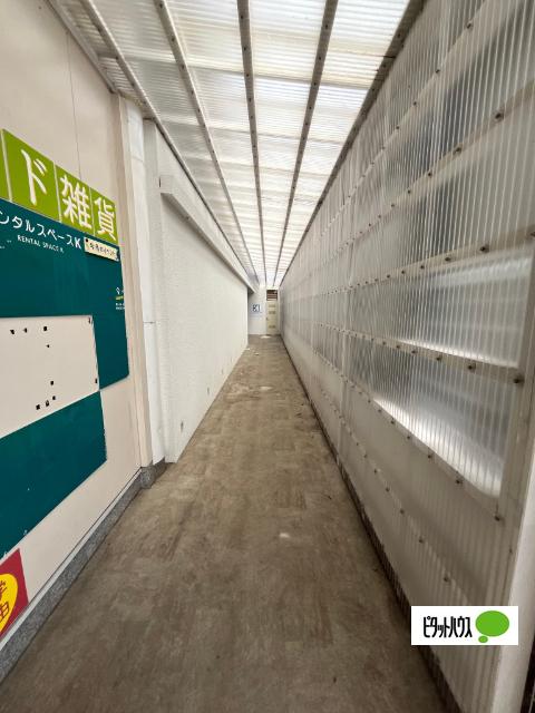 岩出市水栖テナント（東） エントランス