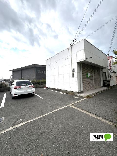 島本店舗 エントランス