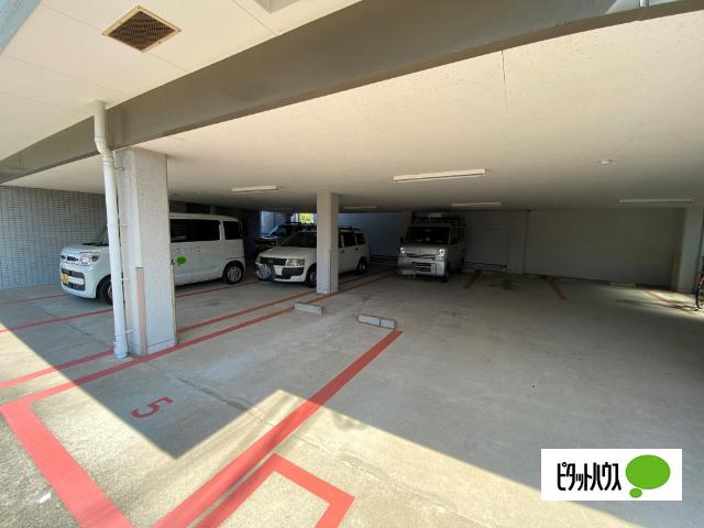 石井ビル（408） 駐車場