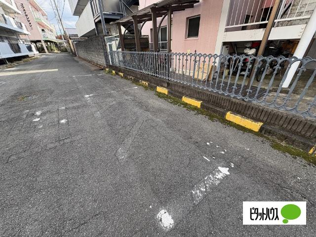 Ｆ・Ｋマンション（303） 駐車場