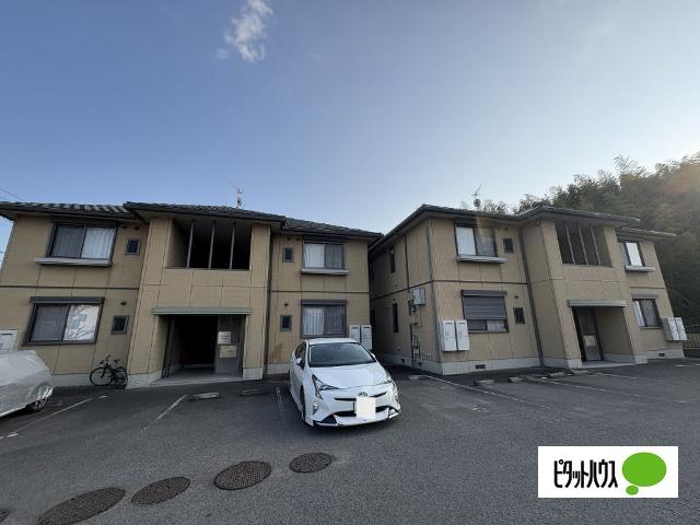 グリーンヒルズ丸山（202） 外観