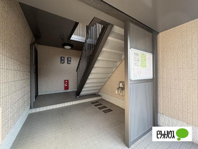 シャーメゾン貴志川（101） エントランス