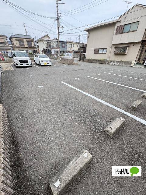 レオパレス松江東（202） 駐車場