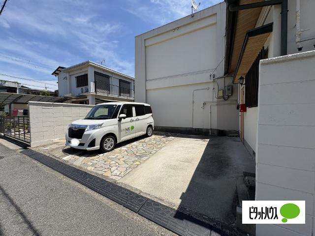 和歌山市西庄一戸建 駐車場