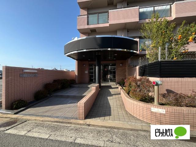 レイダント畑屋敷（701） エントランス