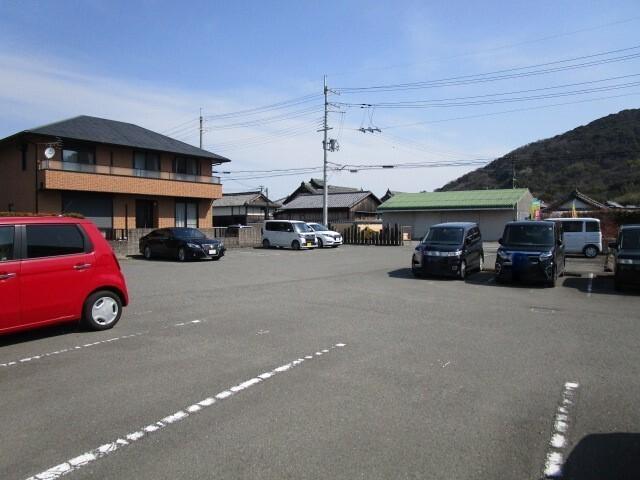 アイディール（A） 駐車場