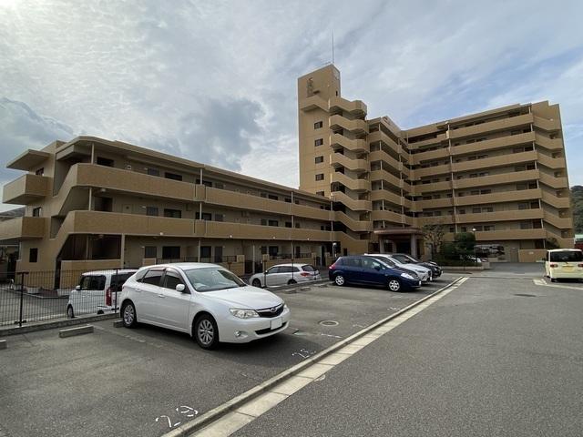 和歌山市塩屋マンション 駐車場