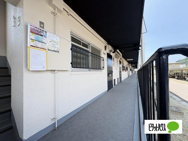 ビレッジハウス湯浅1号棟（0303） エントランス