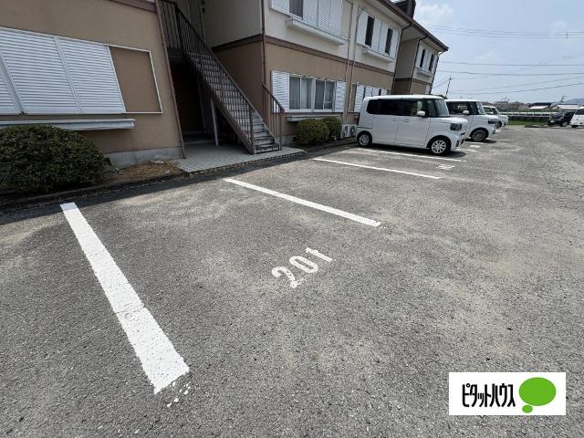 藤ハイツ（201） 駐車場