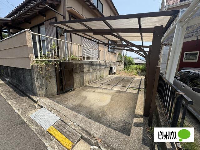 岩出市山崎戸建（-） 駐車場