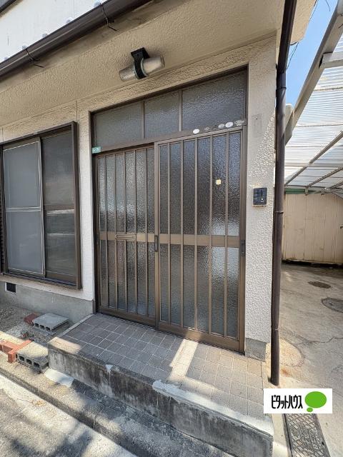 松江中戸建 エントランス