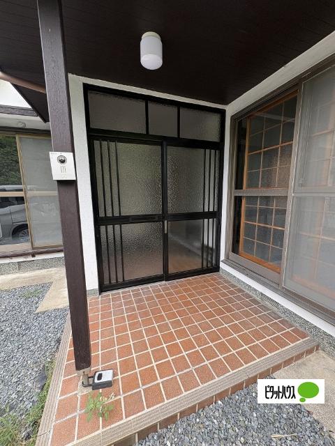 岩出市山崎戸建108-33（-） エントランス