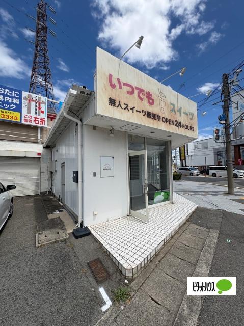 イーストアルファー エントランス