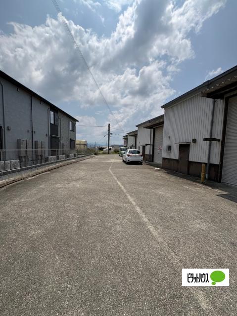 岩出市岡田倉庫　Ⅱ（101） エントランス