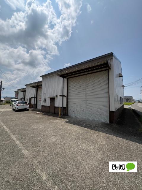 岩出市岡田倉庫　Ⅱ（101） 駐車場