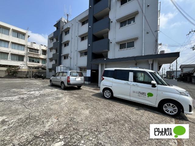 マンション有田（301） 駐車場