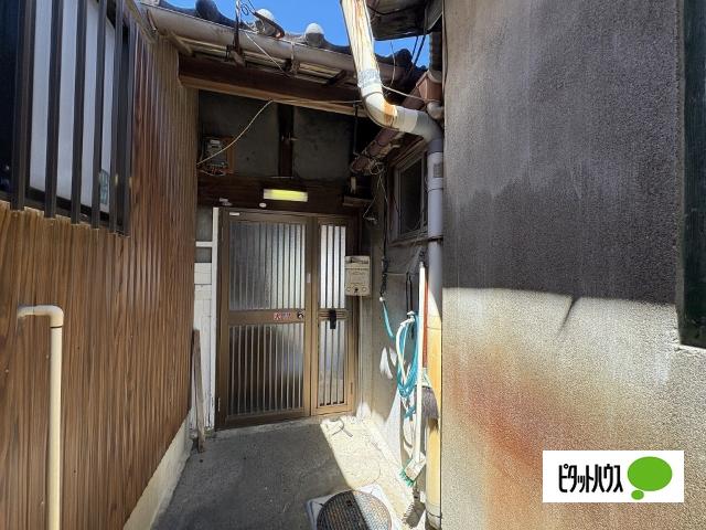 有田市宮崎町一戸建 エントランス