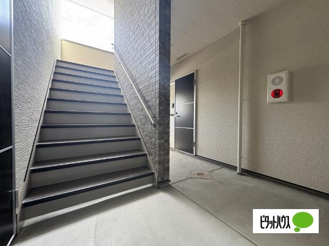 グランフロイデ六十谷 物件画像
