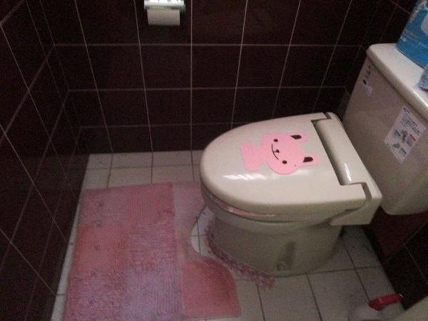 栄谷戸建 トイレ