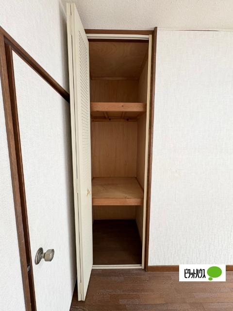小雑賀戸建 収納