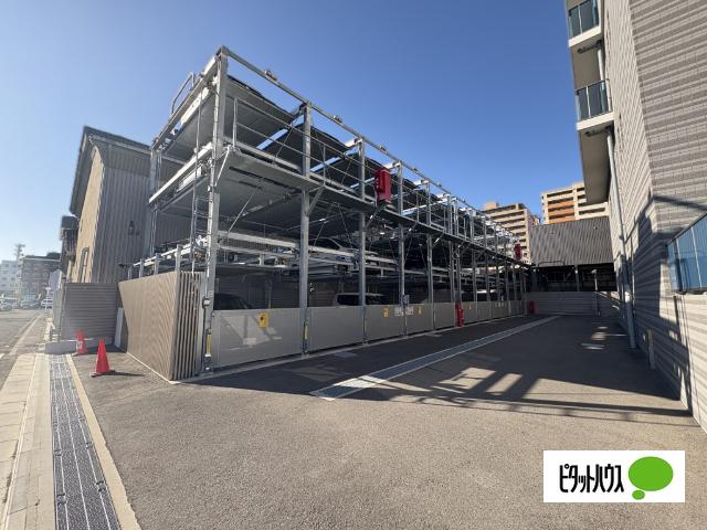 シャルマンフジ和歌山市駅レジタージュ 駐車場