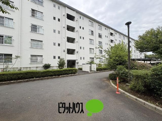 芝中住宅ロ-1号棟　 外観
