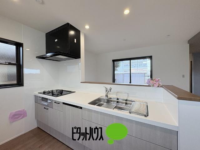 武蔵村山市岸1丁目全2棟　B号棟 キッチン