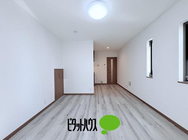 東大和市仲原1丁目　中古戸建 リビング