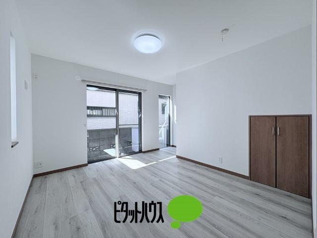 東大和市仲原1丁目　中古戸建 リビング