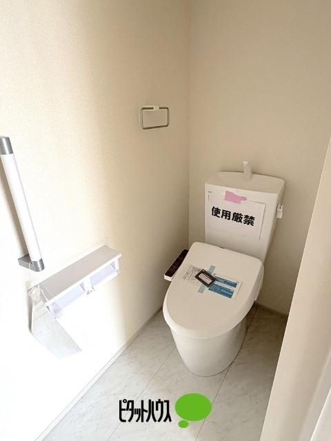 リーブルガーデン瑞穂箱根ヶ崎池廻り第4全2棟　2号棟 トイレ